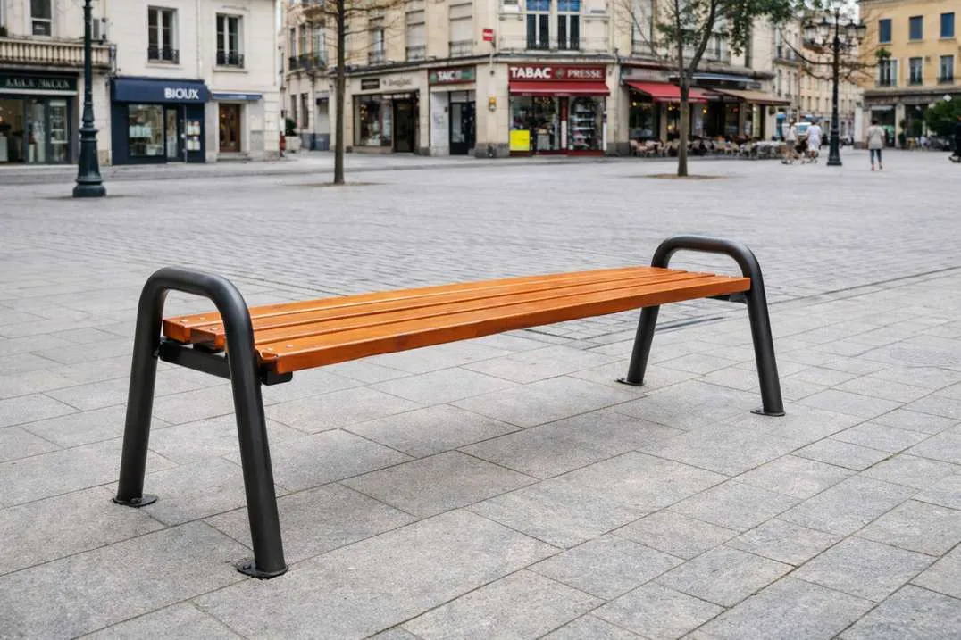 Banc urbain acier et bois sans dossier avec accoudoirs intégrés — Artan sans Dossier
