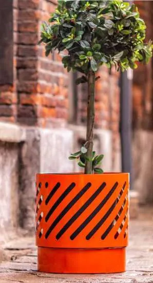 Pot urbain / Bac à fleurs — Valen